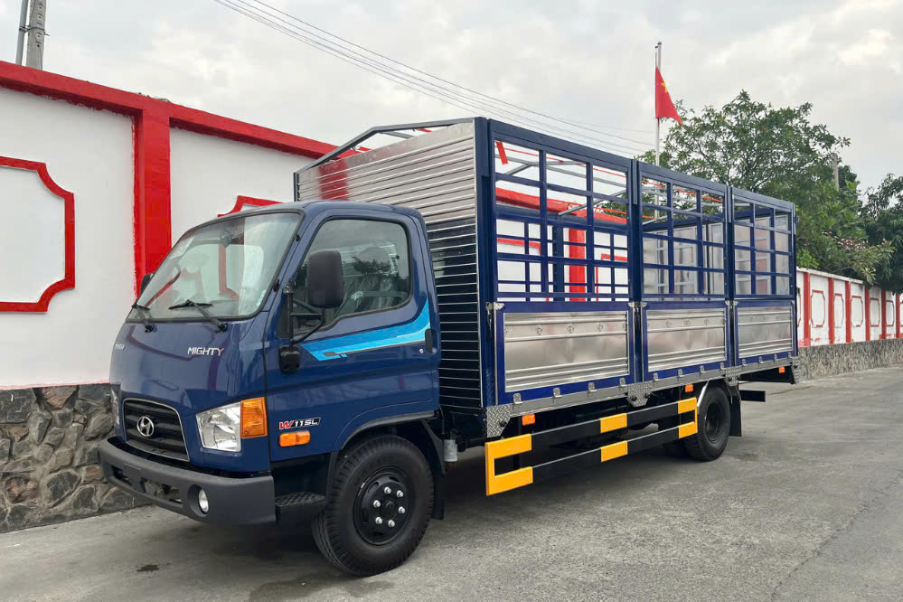 Hyundai Mighty W11SL