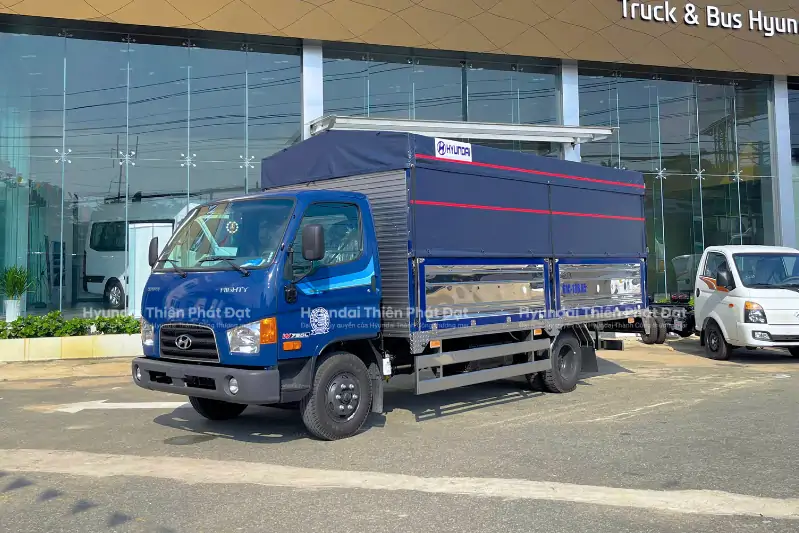 Mighty W750L thùng mui bạt tại Hyundai Thiên Phát Đạt