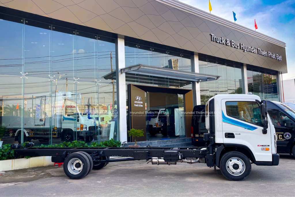 Ngoại thất Hyundai EX11XL tại Hyundai Thiên Phát Đạt
