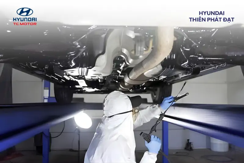 XỊT PHỦ GẦM XE CÓ CẦN THIẾT HAY KHÔNG?