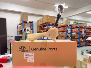 Cần vào số - Phụ tùng chính hãng tại Hyundai Thiên Phát Đạt
