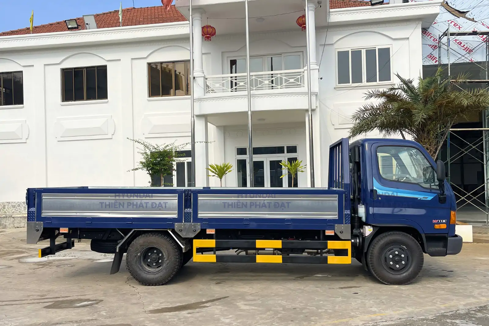 QUY CÁCH THÙNG MUI BẠT CỦA HYUNDAI W11S TẠI HYUNDAI THIÊN PHÁT ĐẠT